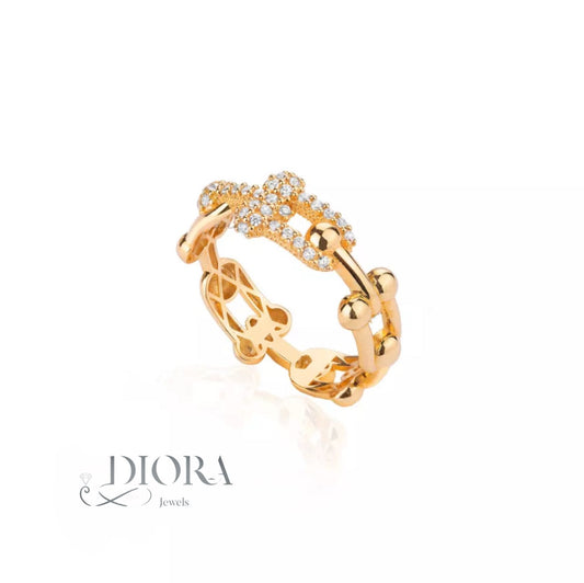 Gold Ring - Fashion T Jewelled single row
