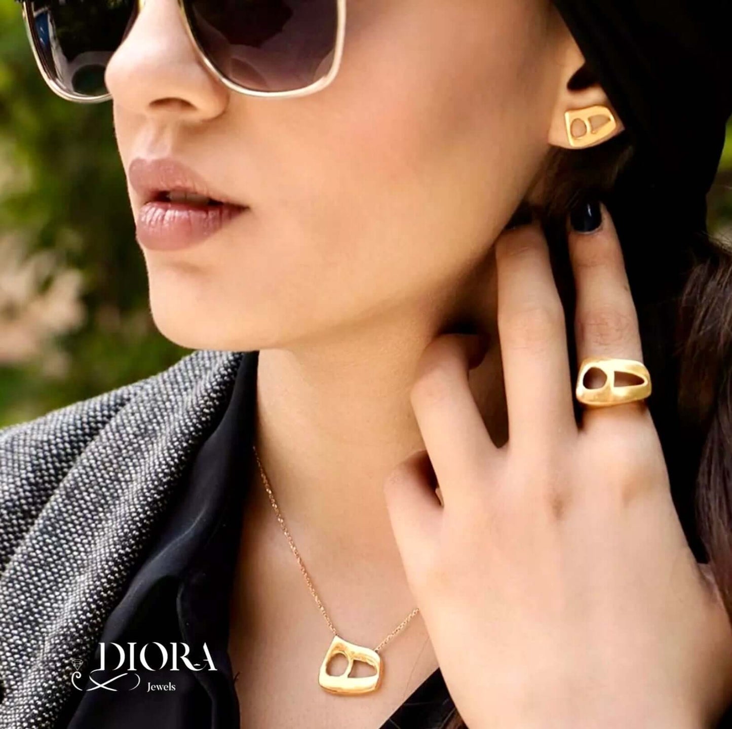 Gold Earrings Nimani Design