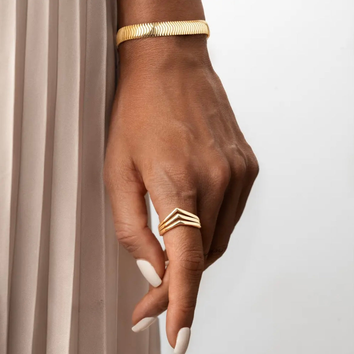 18K Gold Minimal Geometric Stackable Ring