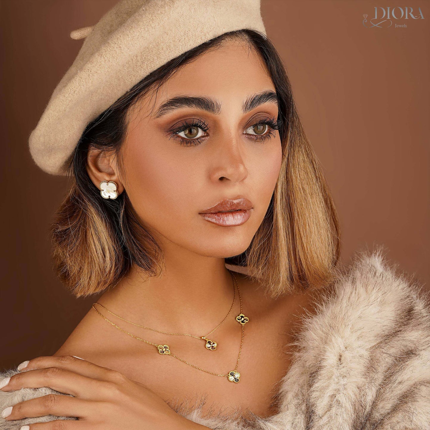 18k Flower Design Gold Earrings