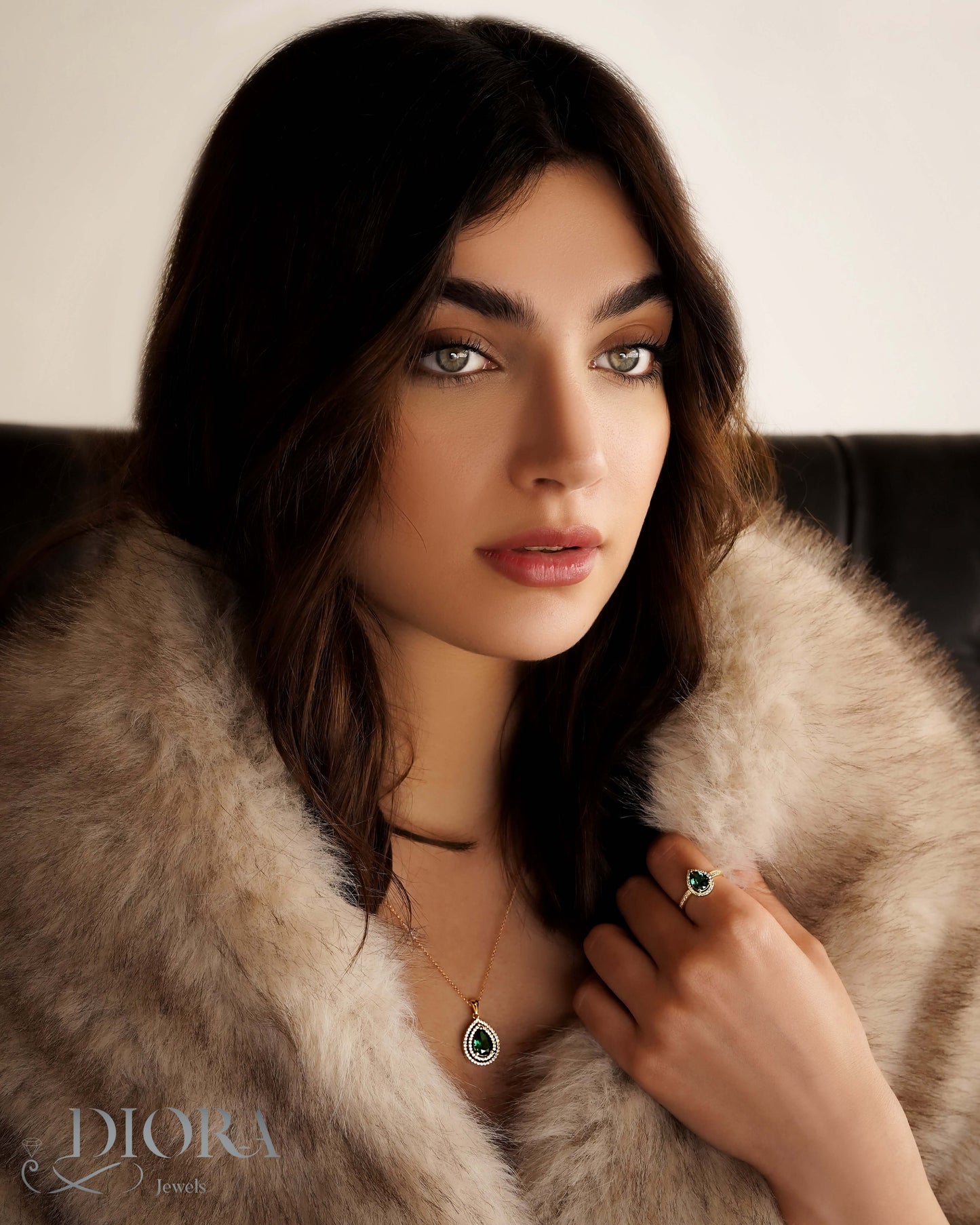 Emerald Jewelled Gold Pendant