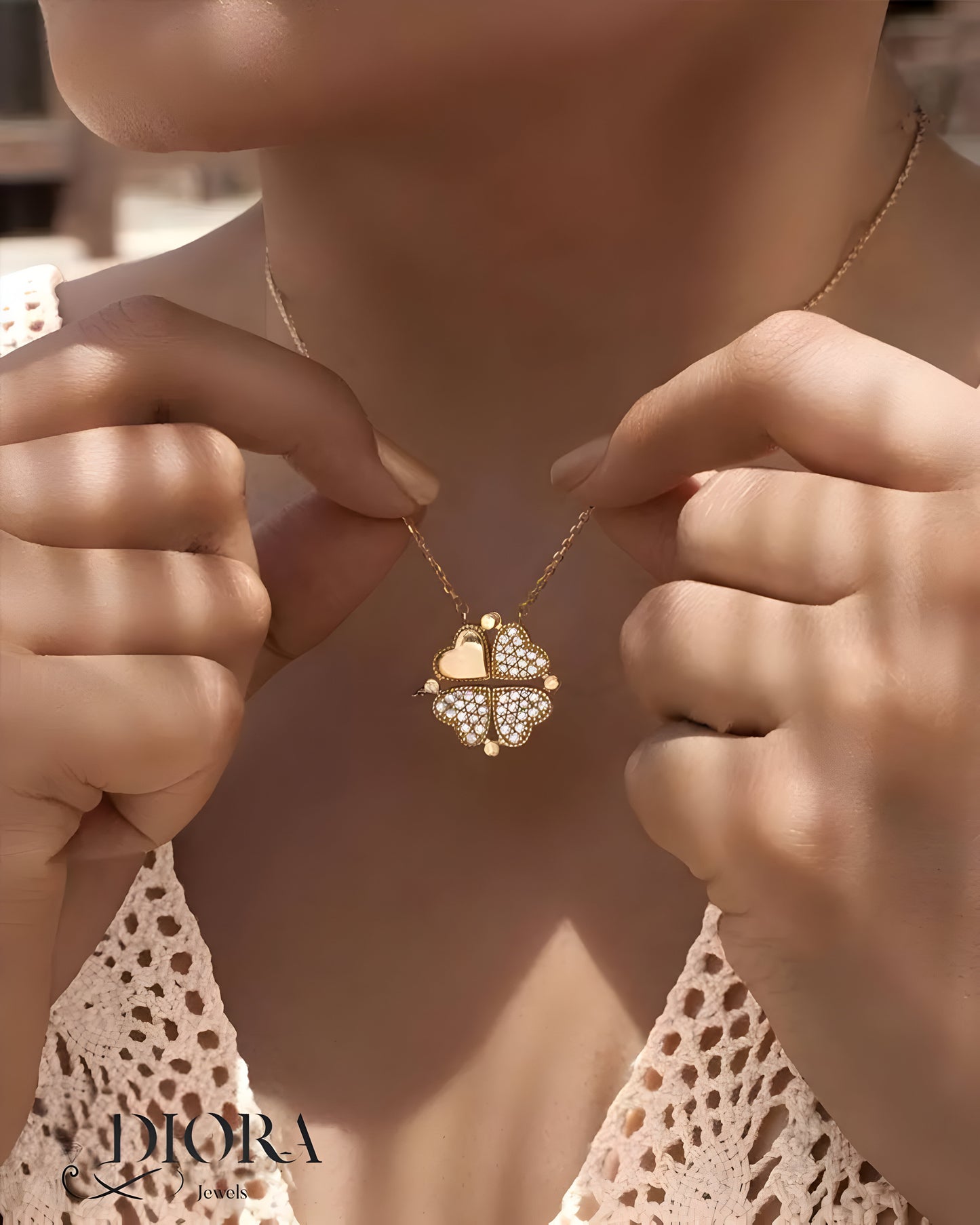 Clover Design Gold Necklace 18K gold with 7.84 grams from Diorajewels