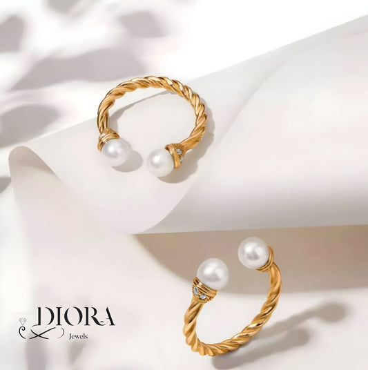 Pearl and Gold Ring - Code 11