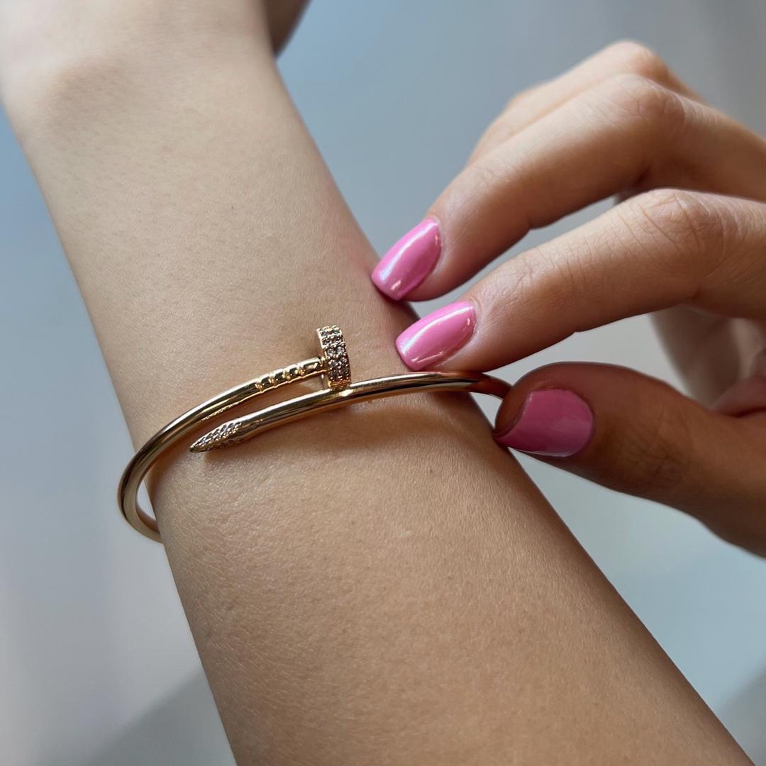 Nail Gold Blacelet