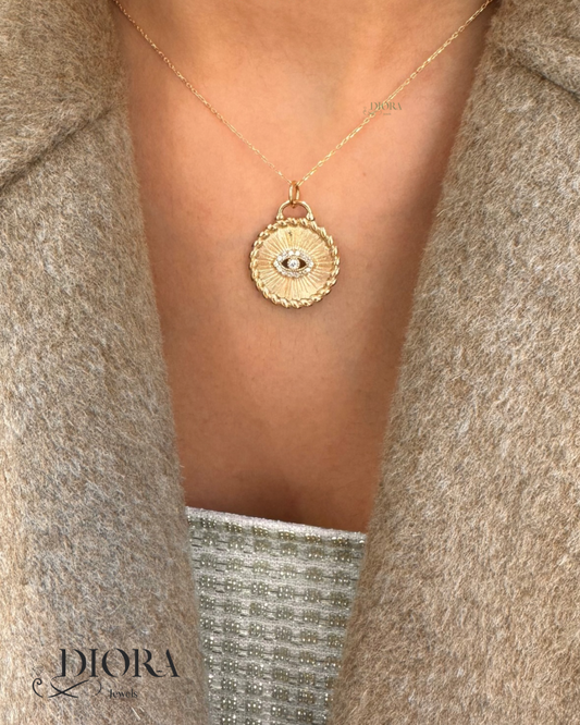 Wisdom Gold Pendant (Large)