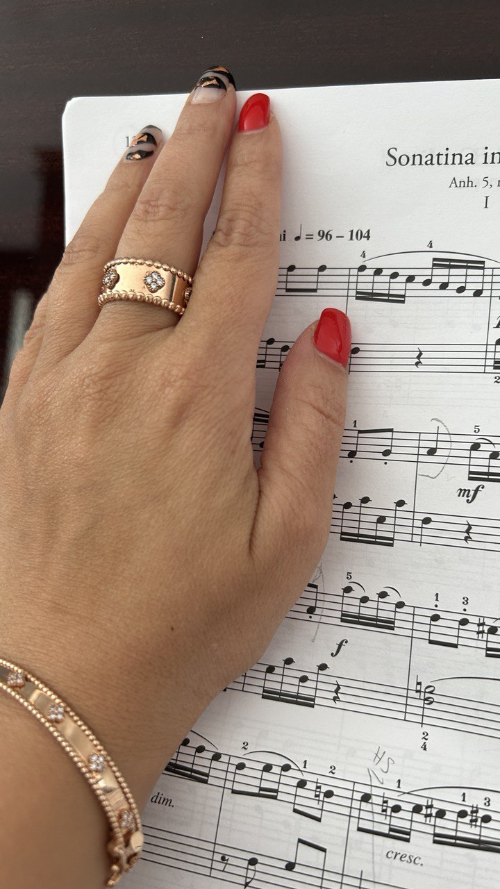 Jeweled Flower Ring