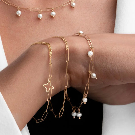 Pearl Gold Minimal Bracelet