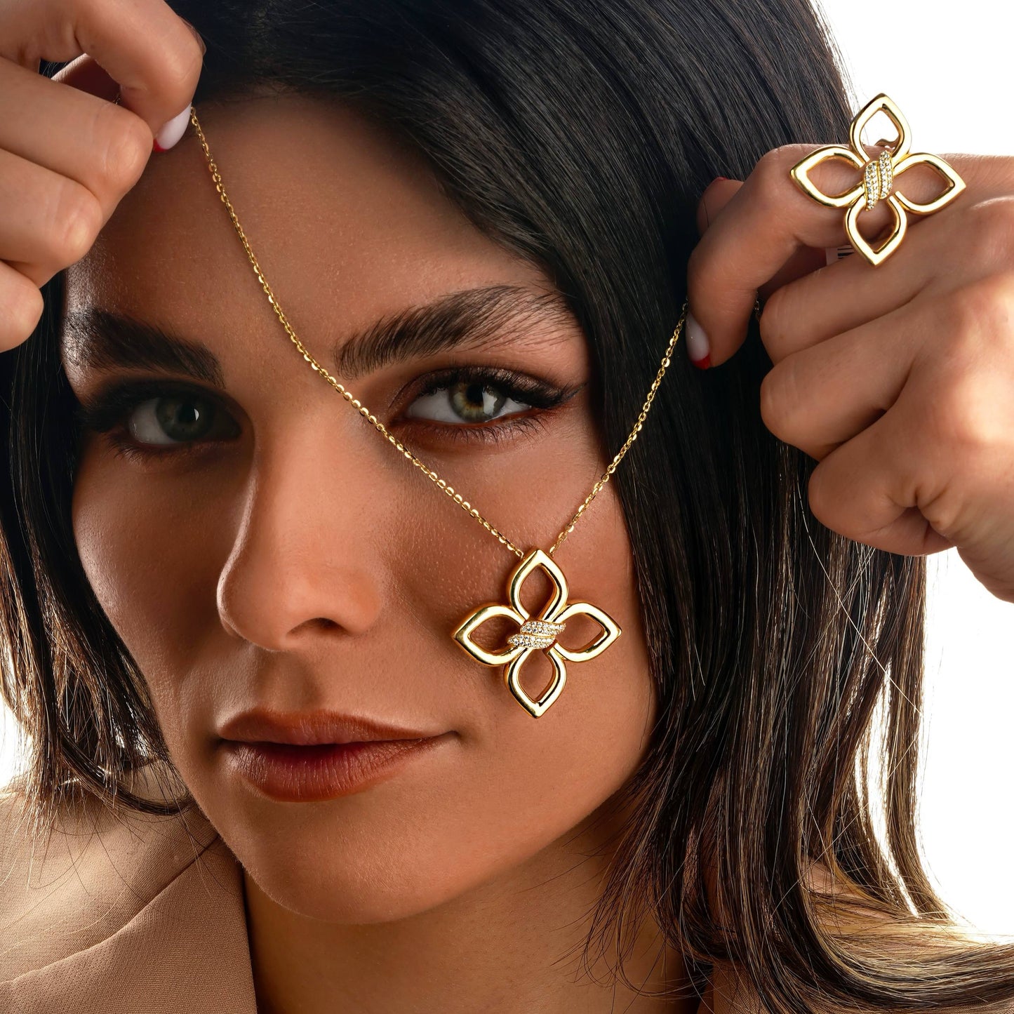 Gardenia Gold Rings