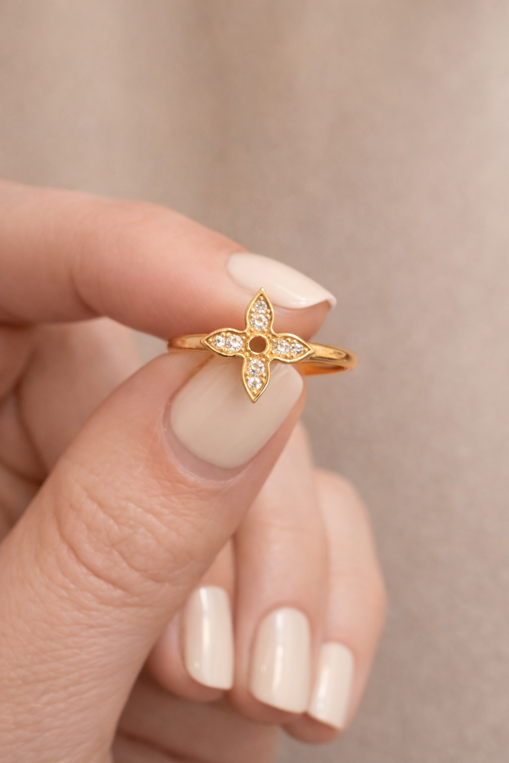 Gold LV Design Ring