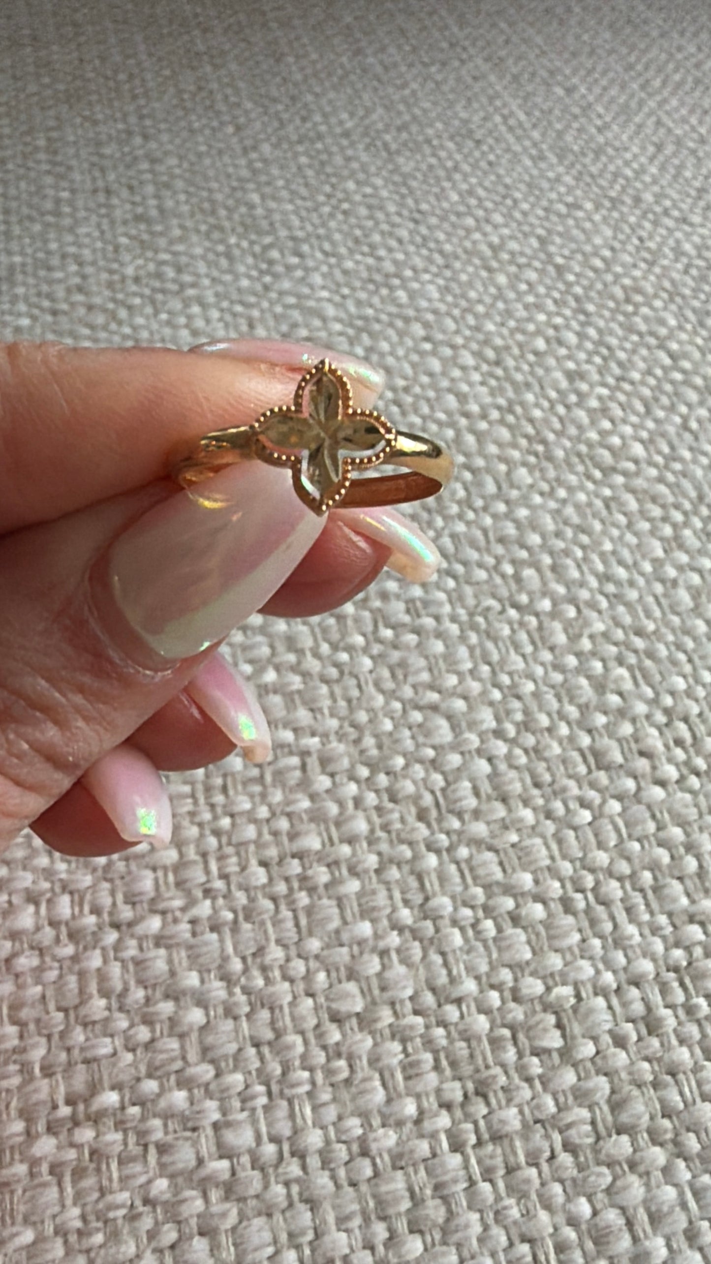 Minimal Roberto Gold Ring