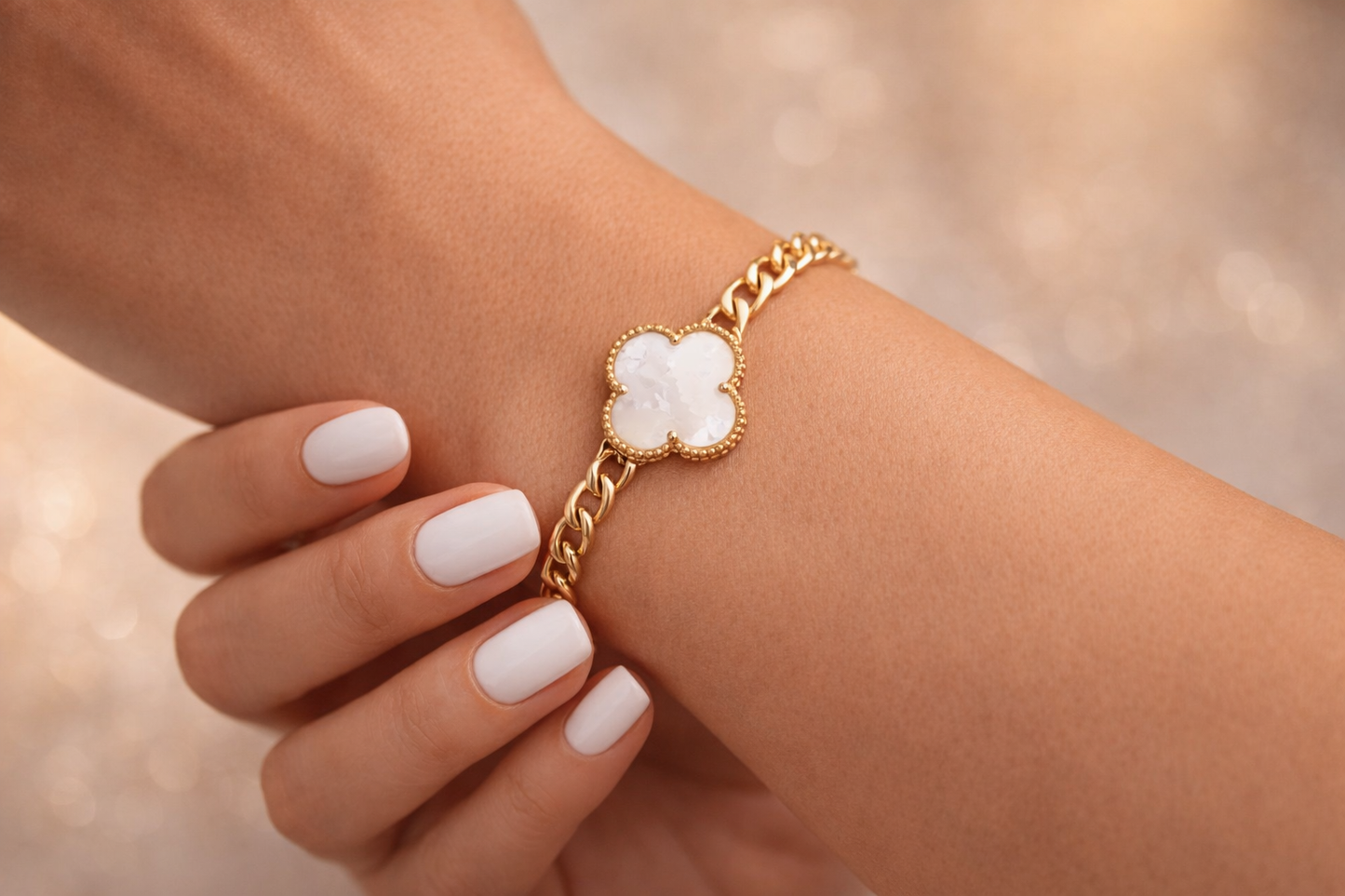 Pearl Alhambra Gold Bracelet