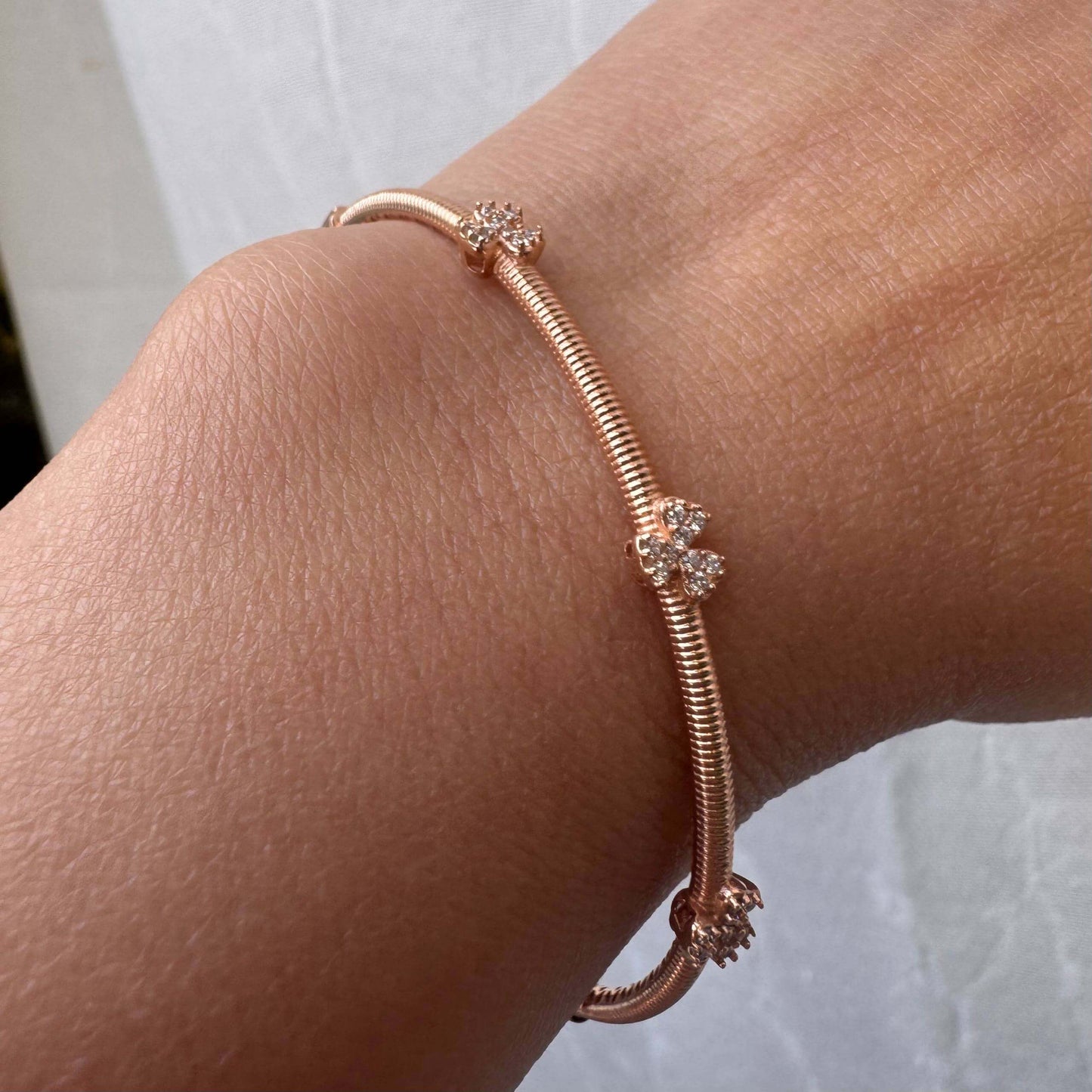 18K Aroosha Gold Bangles