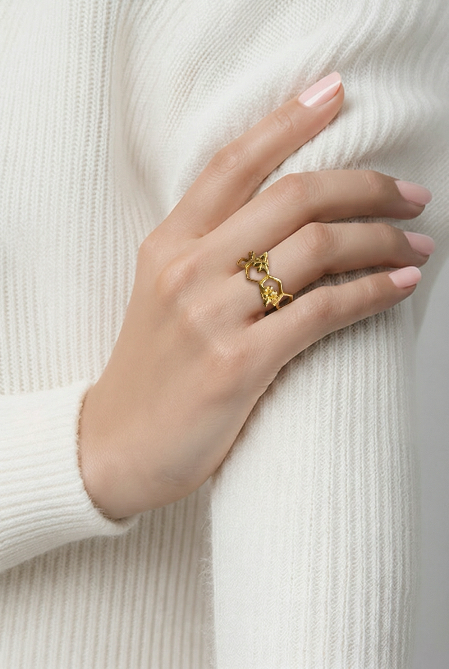 Little bees Gold Ring