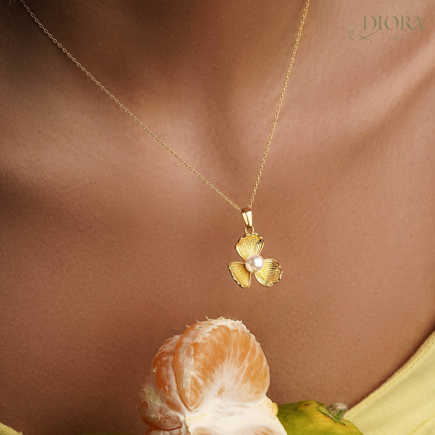 Flower Gold Pendant