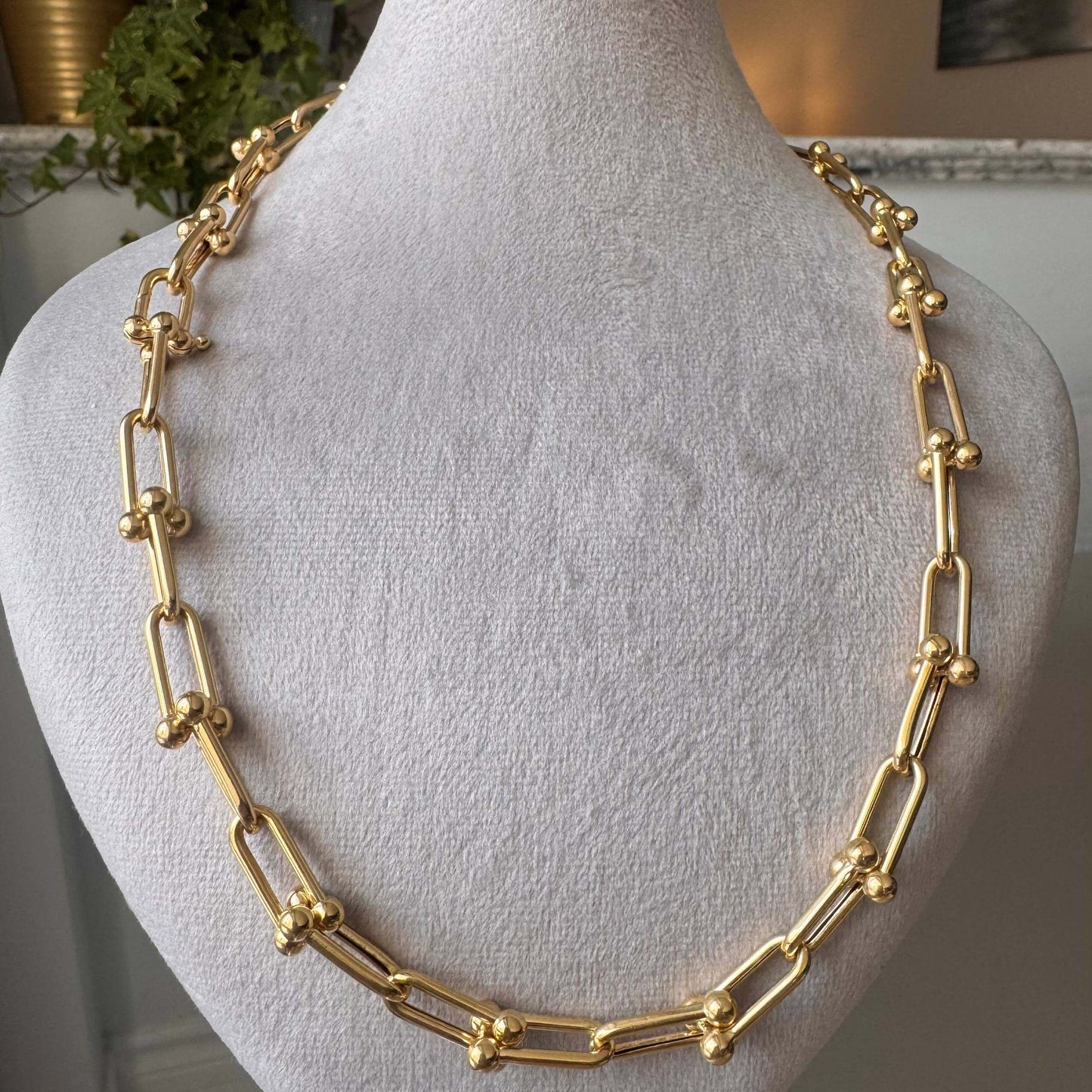 18K T Design Gold Necklace
