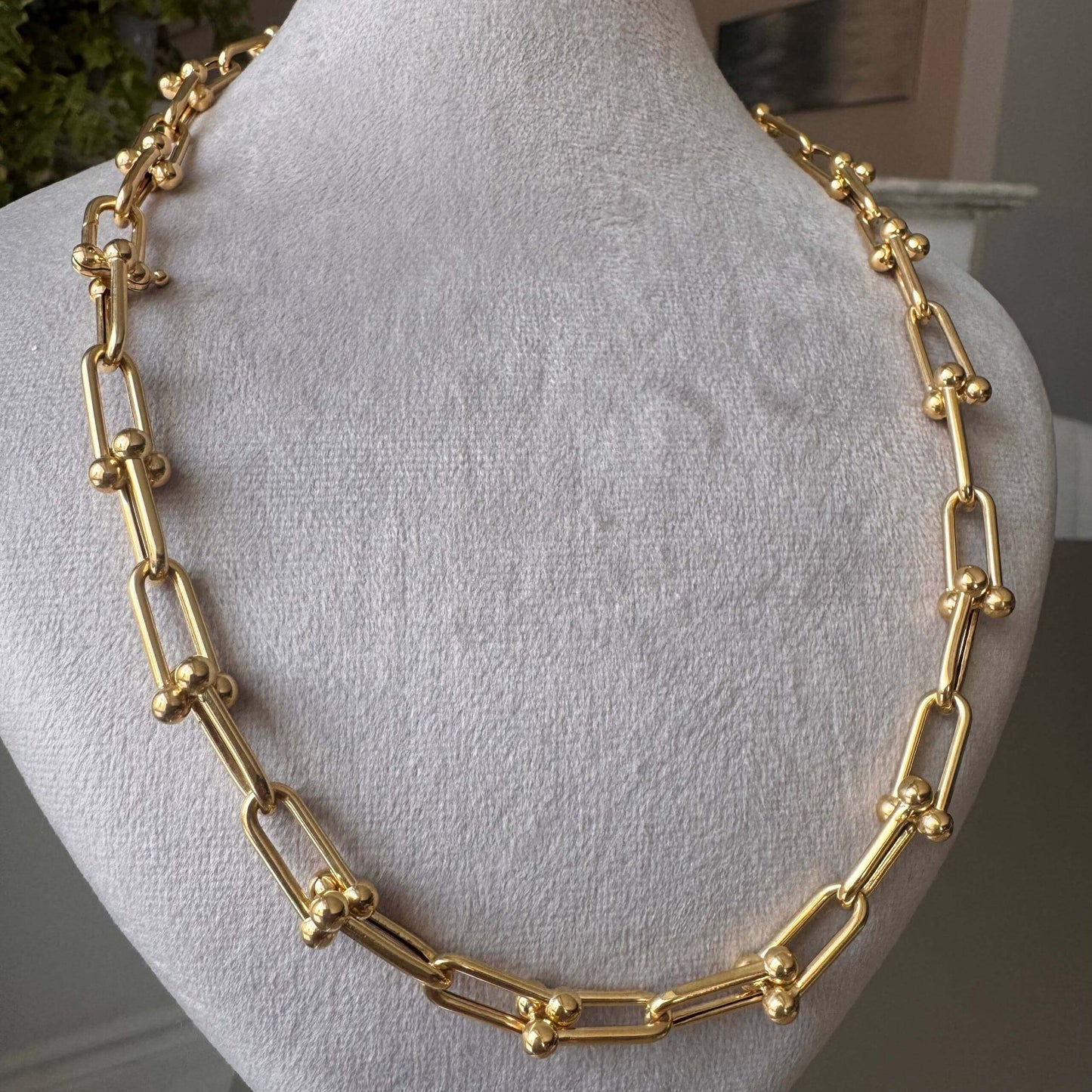 18K T Design Gold Necklace