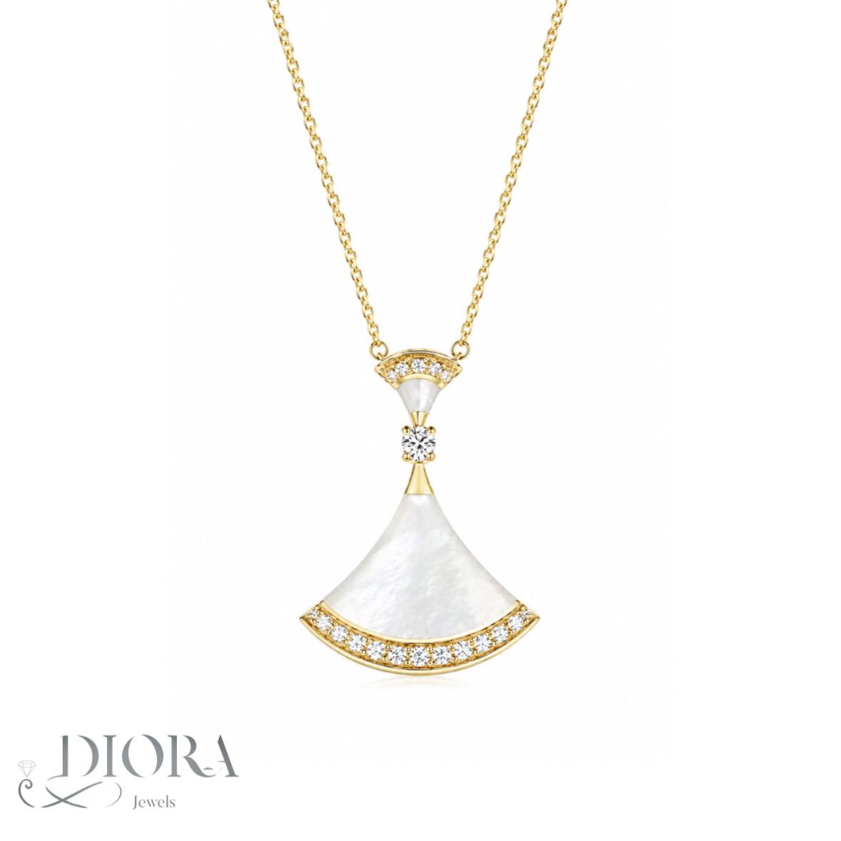 Mother of Pearl Fan Gold Necklace