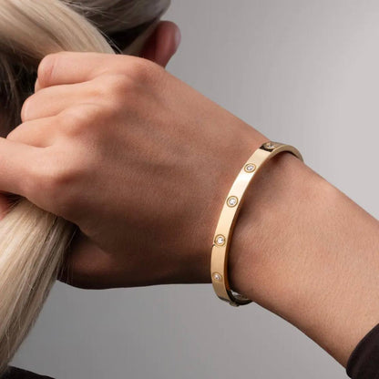 Gold Diamond Studded Bangle