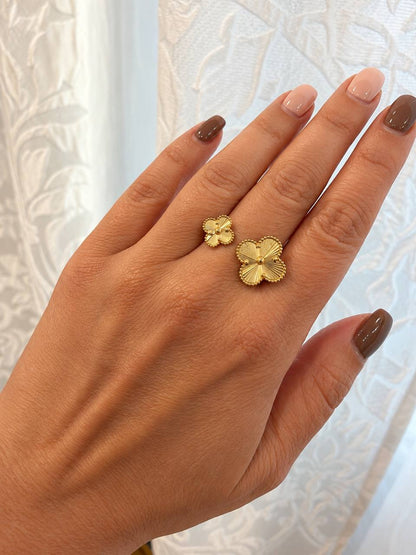 Gold Dual Clover Ring