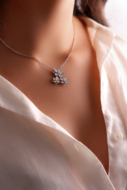 Lotus Necklace with Diamonds Flowers