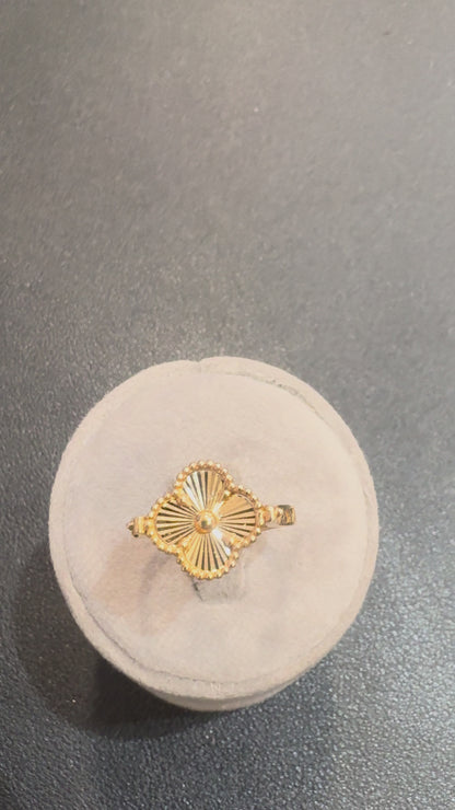 Clover Gold Alhambra Ring
