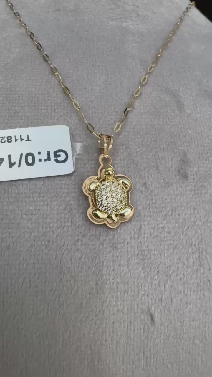 18K Turtle Gold Pendant